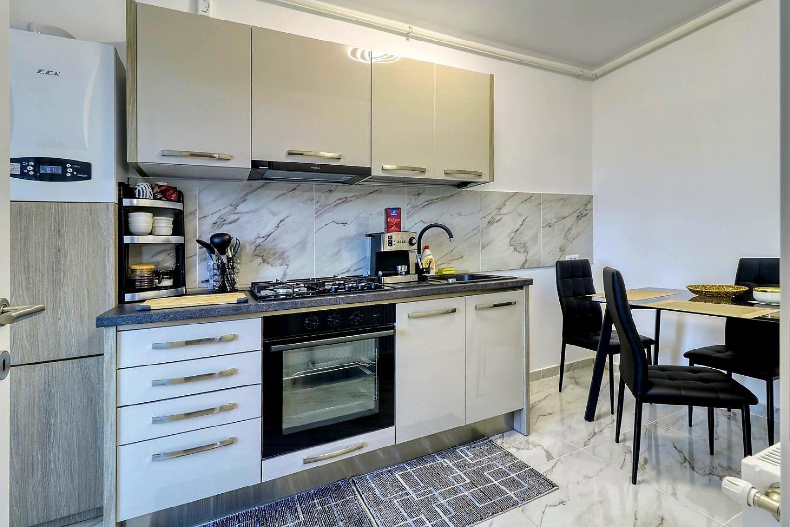 Luxury Apartament Bukares Bagian luar foto